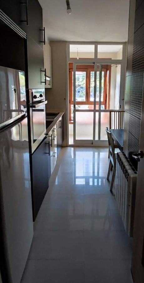 Apartamento Dos Habitaciones Exterior Y Bien Comunicado San Salvador de Poio Extérieur photo